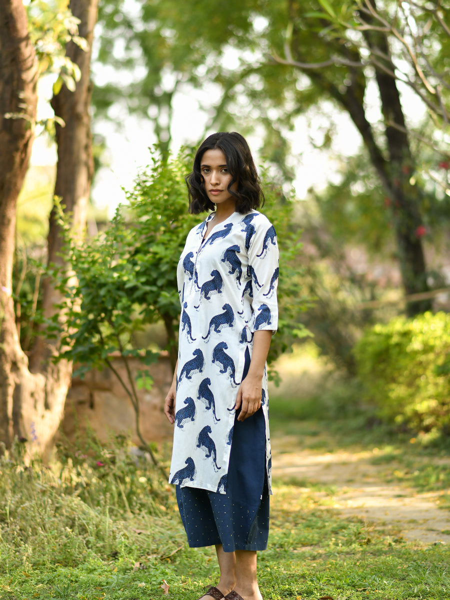 Button Kurta : Leopard White