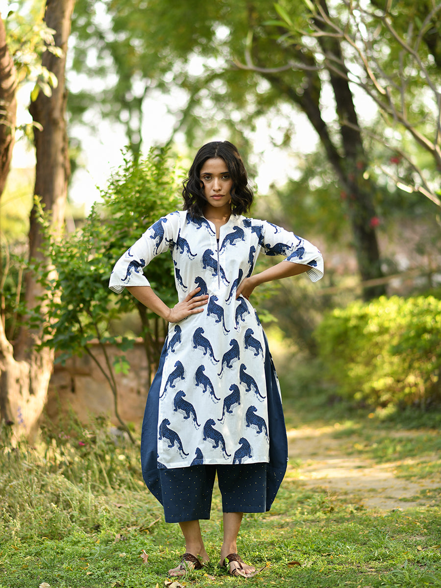 Button Kurta : Leopard White