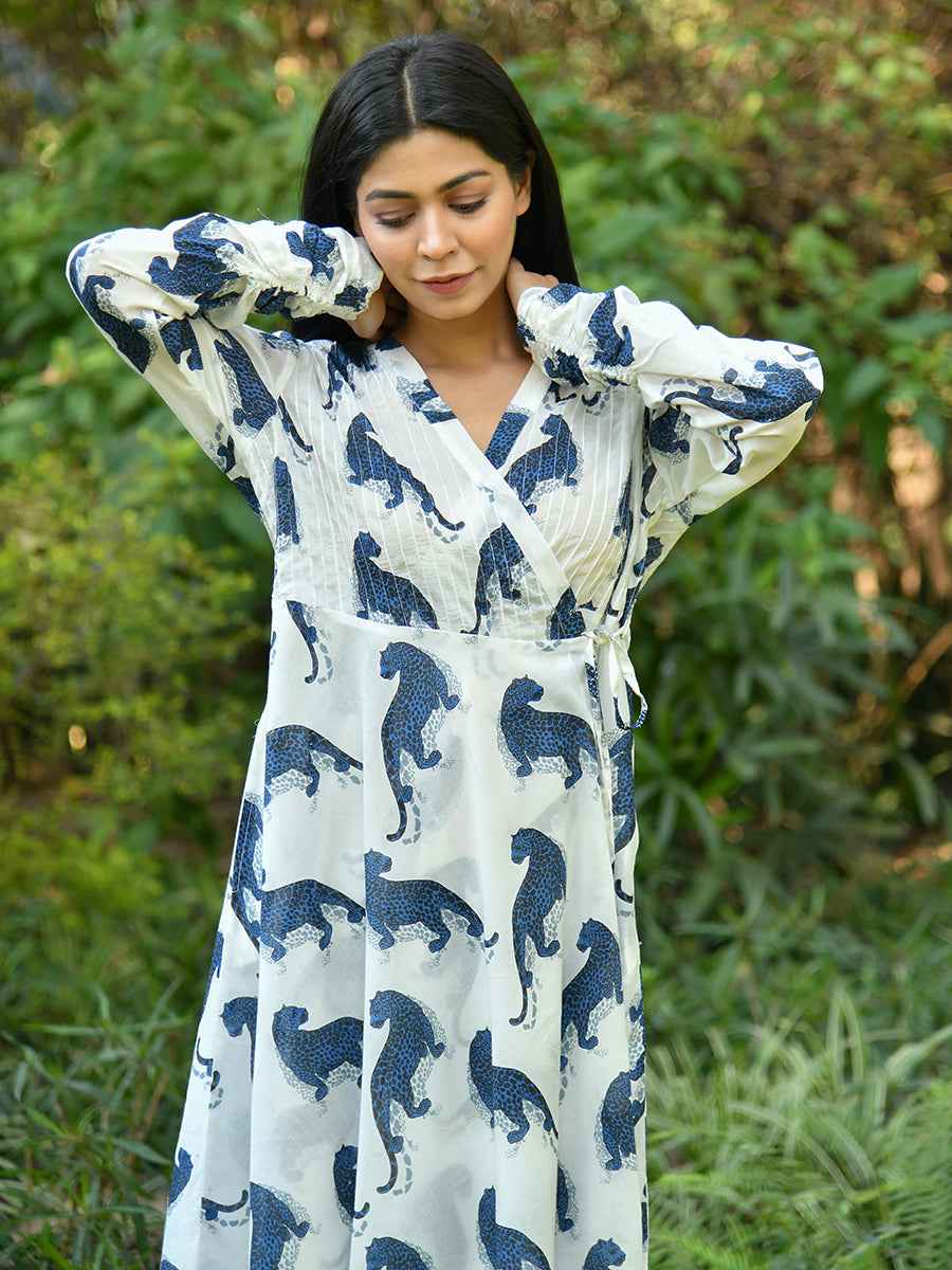 Anarkali Wrap : Leopard White Voile