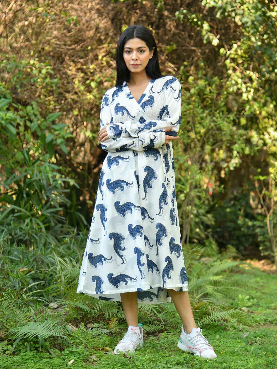 Anarkali Wrap : Leopard White Voile