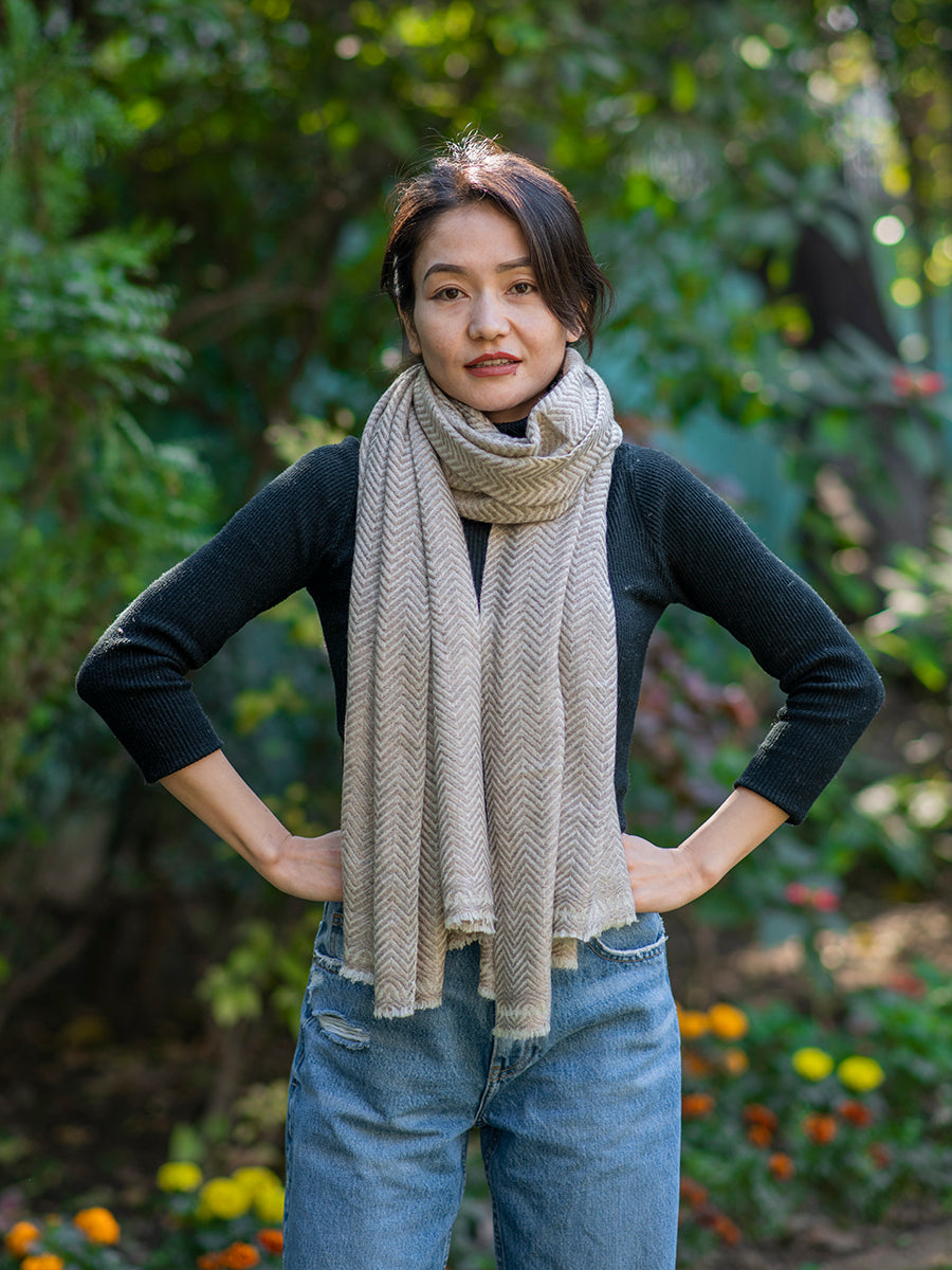 Soft Wool Stole : Chevron Dark Grey