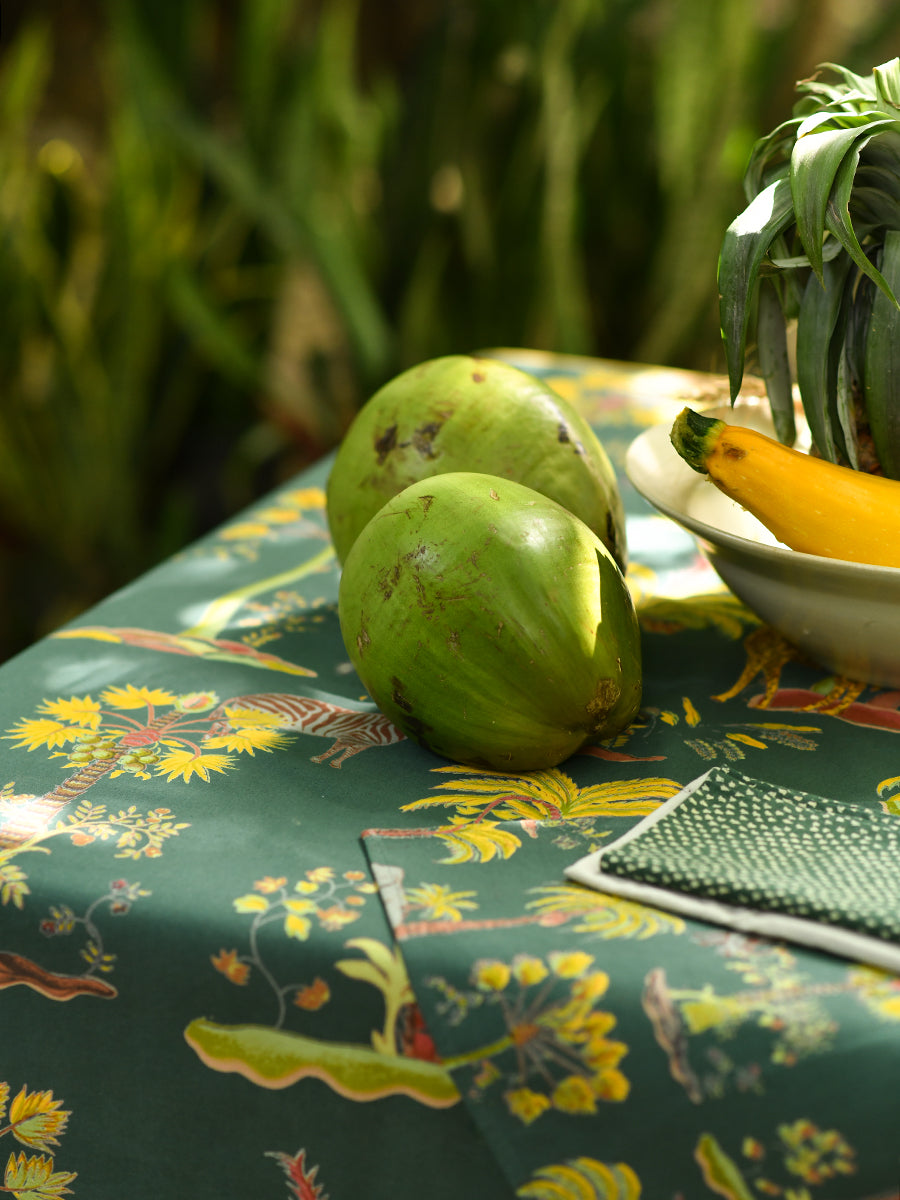 Table Cloth : Safari Topiary Green