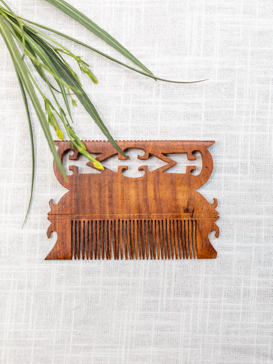 Sheesham Carved Comb: Assorted