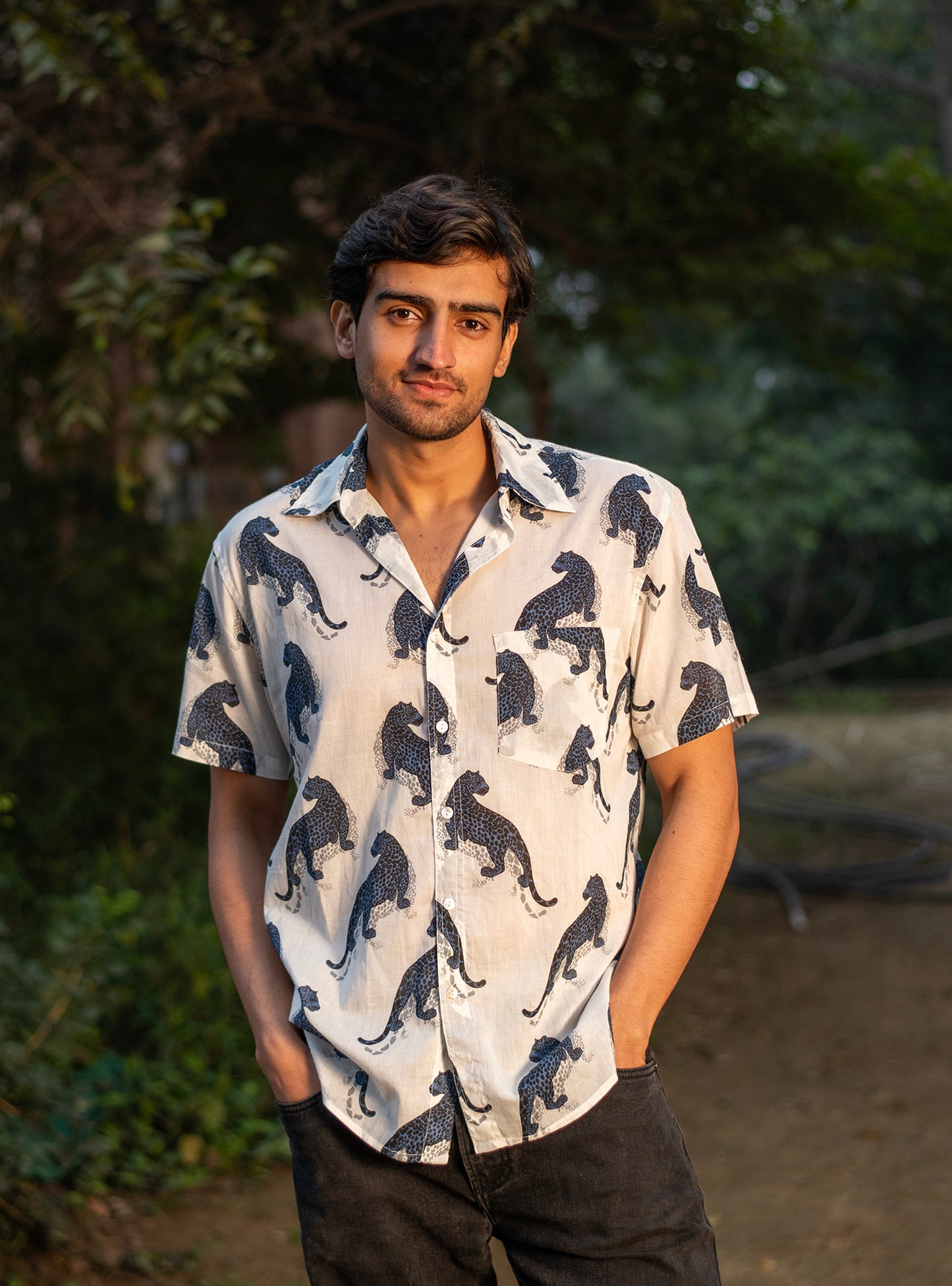 Hangout Shirt Half Sleeves: Leopard White