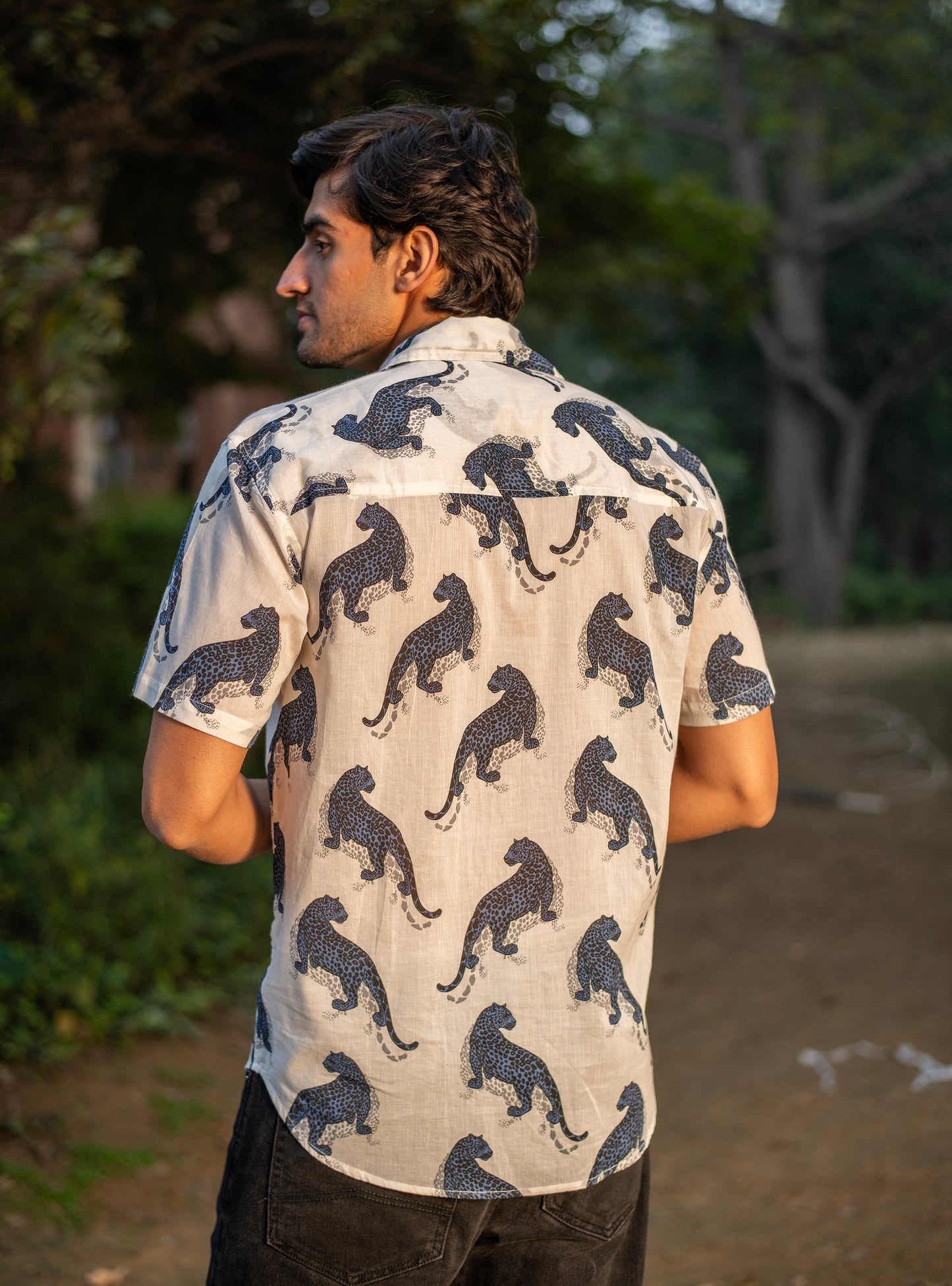 Hangout Shirt Half Sleeves: Leopard White