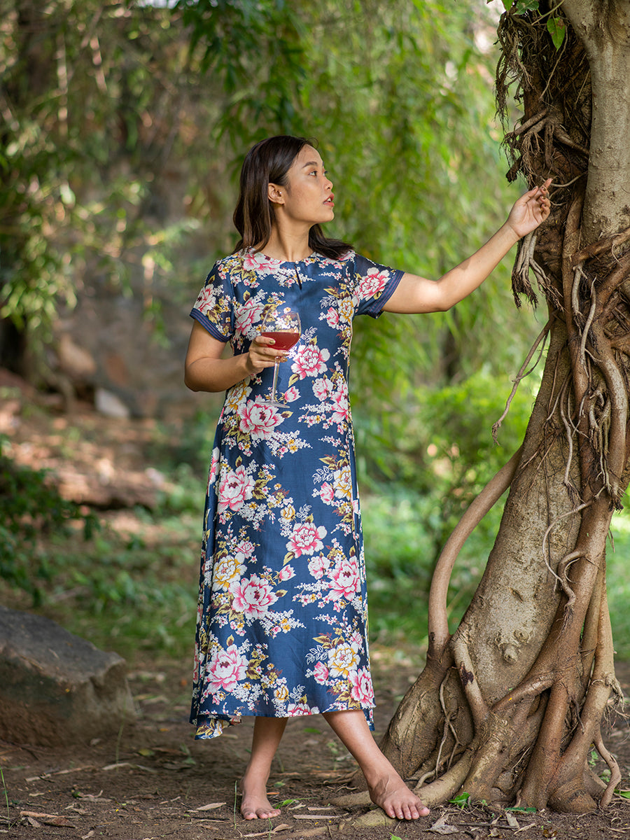 Martina Dress : Magnolia Navy