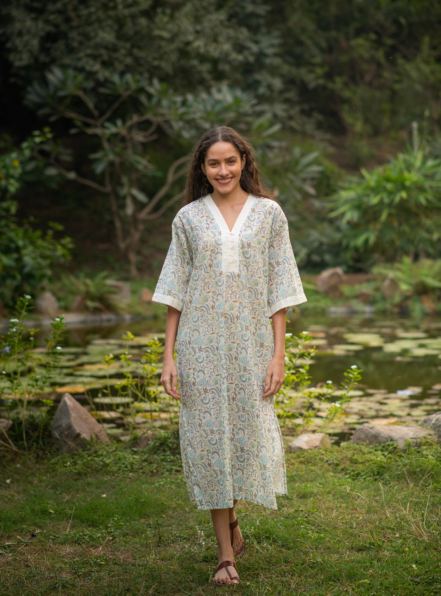 Maya Kaftan : Pulicat Beach Voile