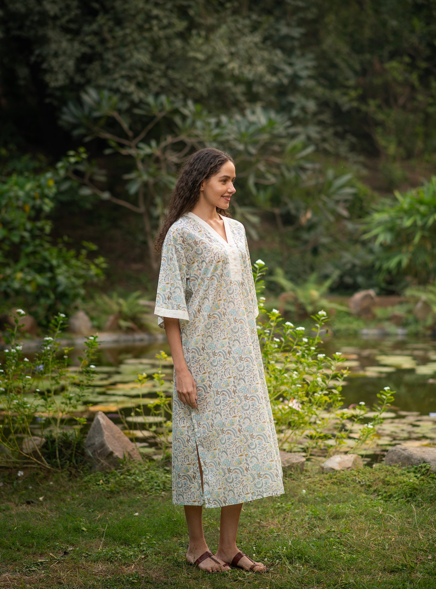 Maya Kaftan : Pulicat Beach Voile