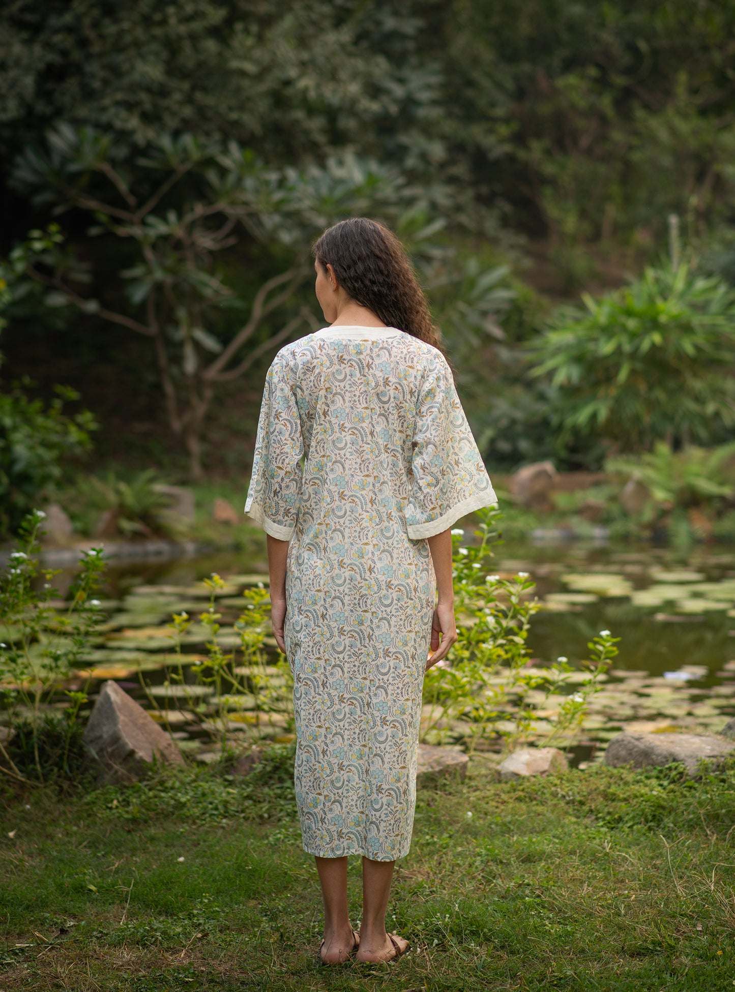 Maya Kaftan : Pulicat Beach Voile