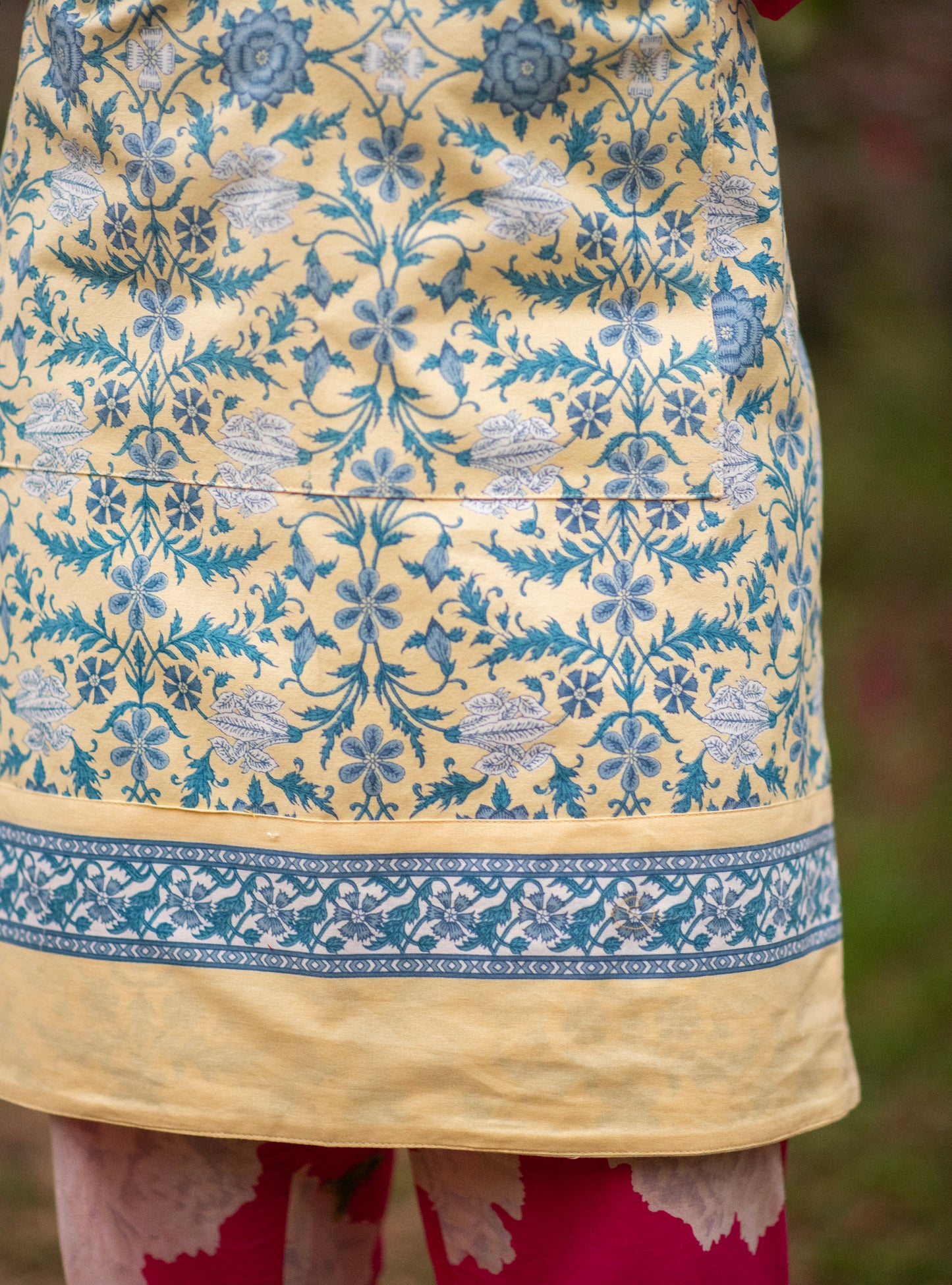 Printed Apron : Tara Butter Sheeting