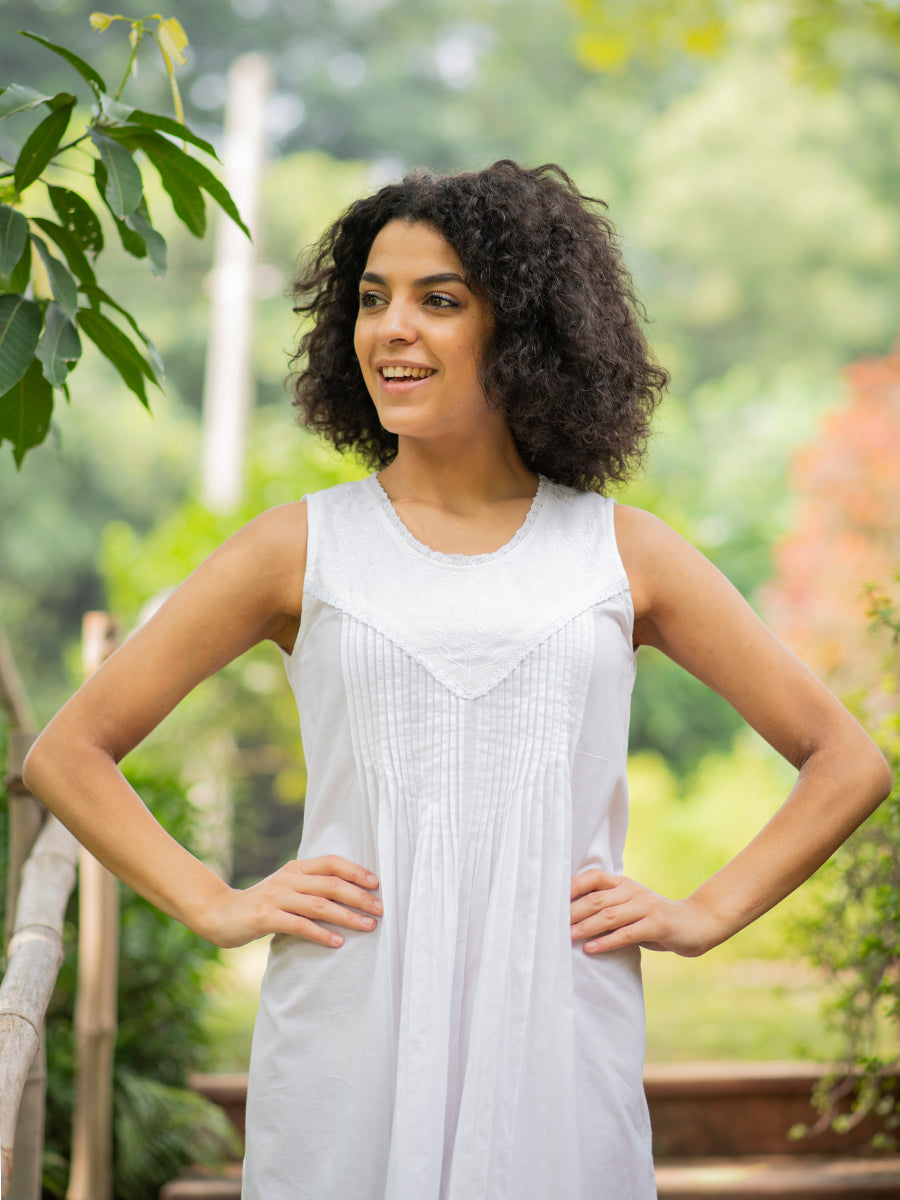 Solid Rose Nighty : White